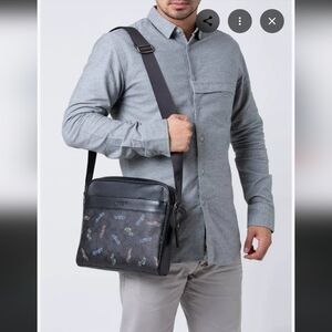 NEW Coach F31270 Signature Shoulder Bag W/ Sports Car Print